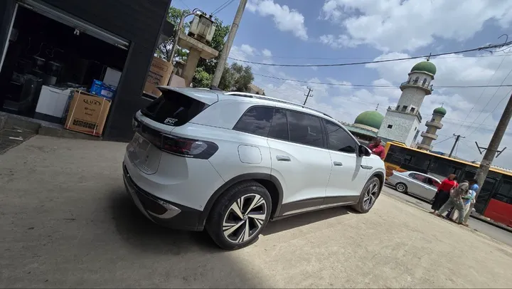 Volkswagen ID.6 Pro 2023 Full Option – photo 4