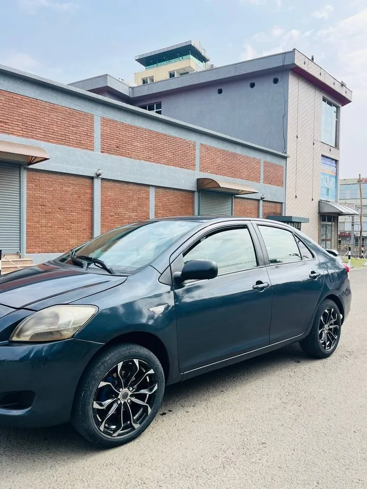 Toyota Yaris Sedan 2007 – photo 4