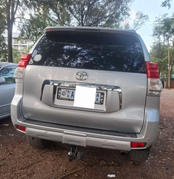 Toyota Land Cruiser Prado 2012 – photo 5