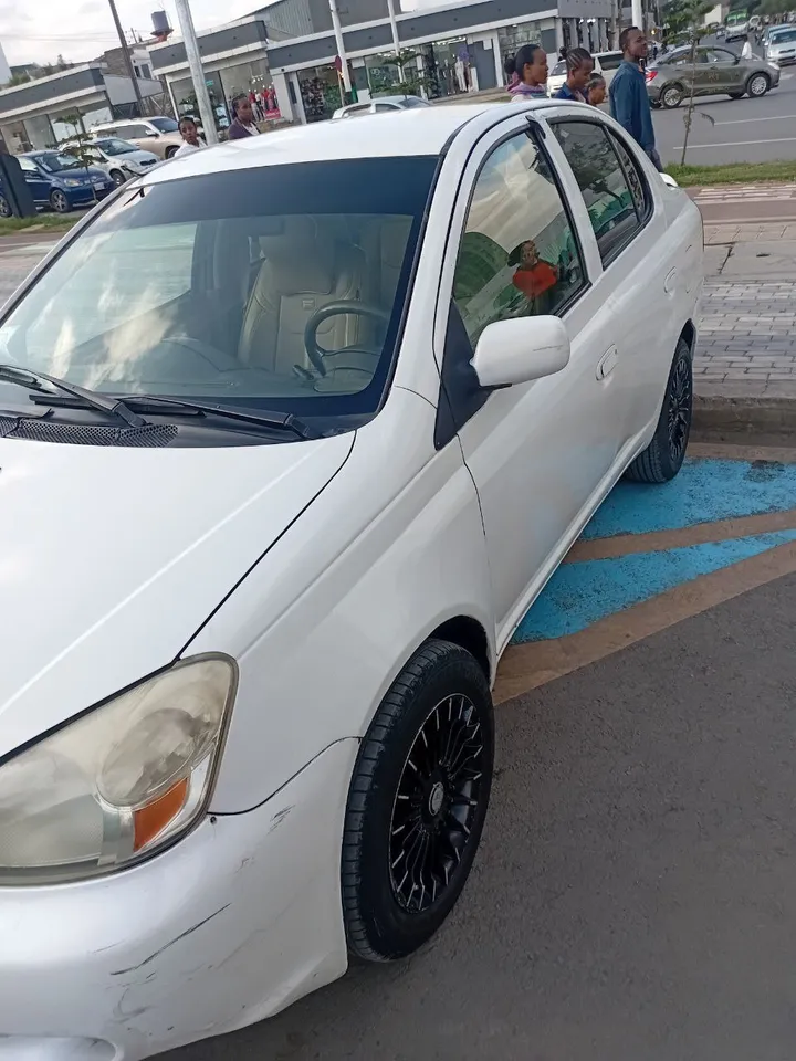 Toyota Platz 2005 Automatic – photo 4