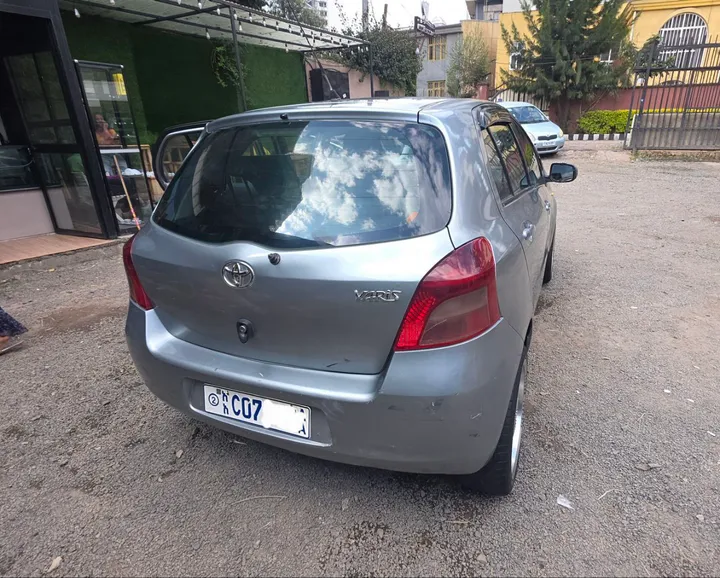 Toyota Yaris Compact 2007 Manual – photo 5