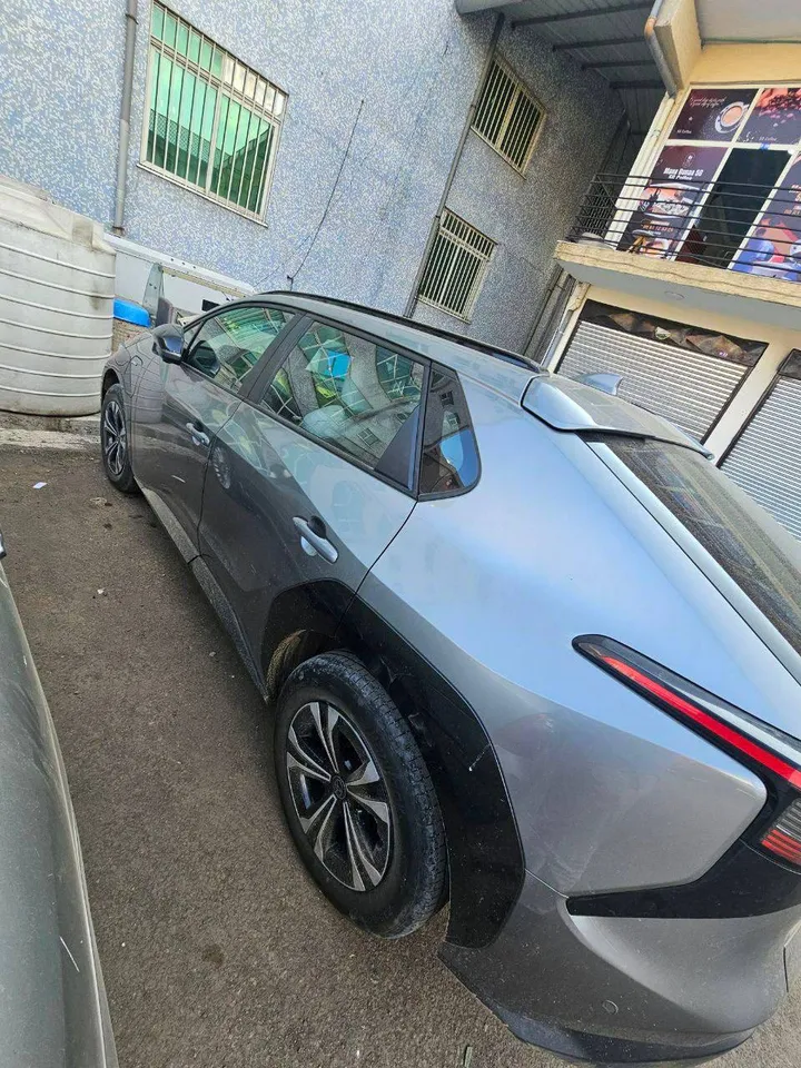 Toyota bZ4X Ultra EV 2024 – photo 4