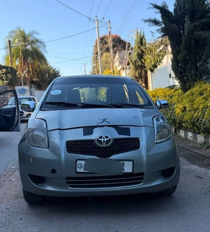 Toyota Yaris Compact 2007 Manual – photo 7