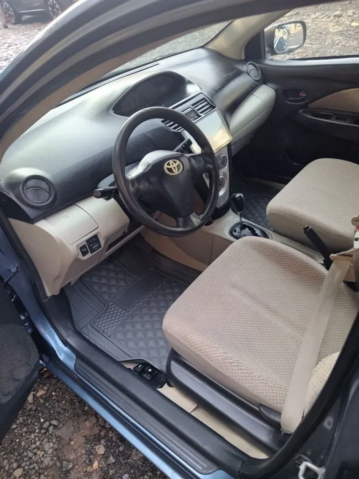 Toyota Yaris Sedan Automatic 2007 – photo 4