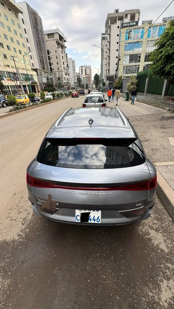 BYD E2 2024 Electric Hatchback – photo 3