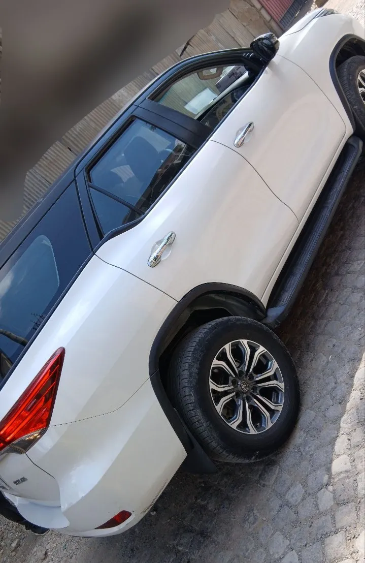 Toyota Fortuner 2020 2.7L 4WD – photo 4