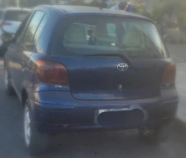 Toyota Vitz Yaris 2005 Manual – photo 3