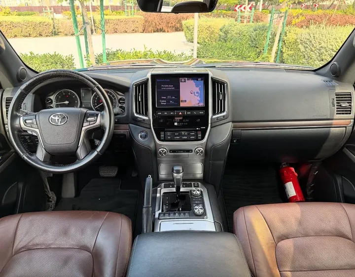 Toyota Land Cruiser VXR 2019 – photo 8