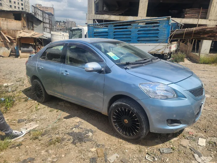 Toyota Yaris Belta 2008 Automatic – photo 3