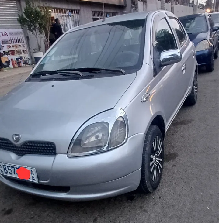 Toyota Vitz 2001 Automatic – photo 4