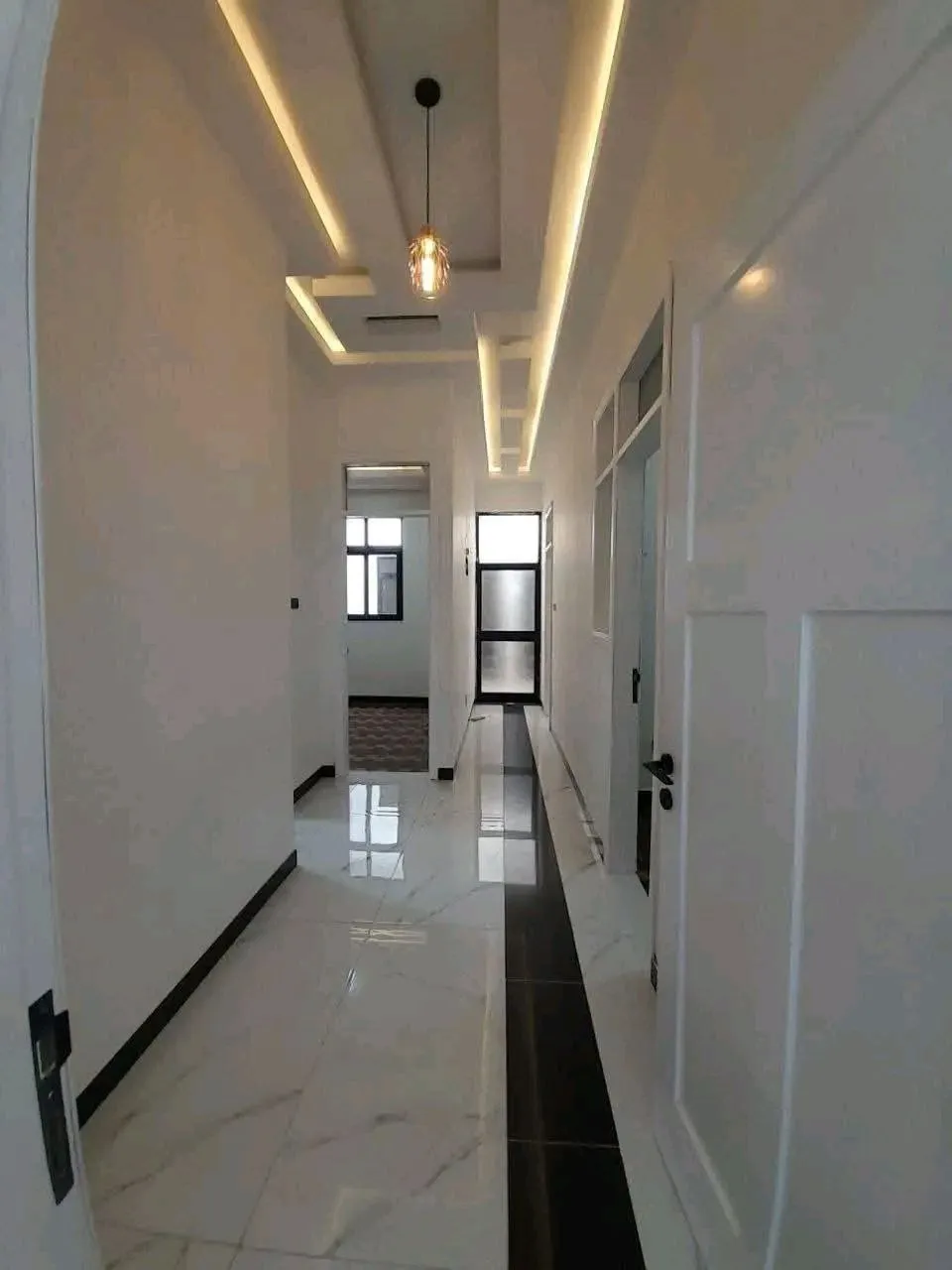 Modern 4 Bedroom Villa Ayat – photo 3