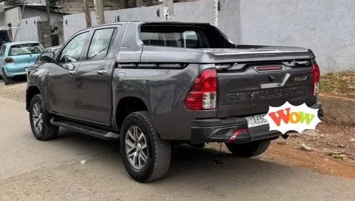 Toyota Revo Double Cab 2018 – photo 4