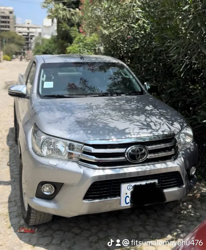 Toyota Hilux Extra Cab 2019 – photo 3
