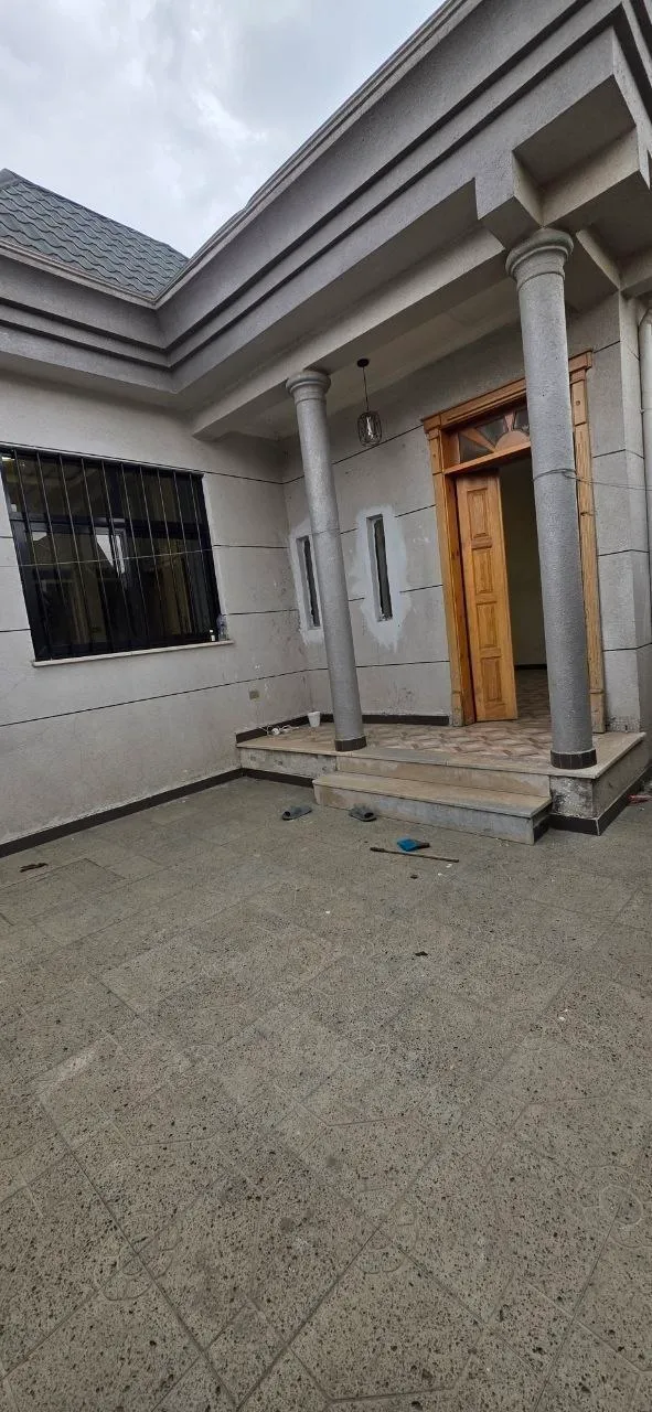 3-Bedroom Villa in Summit – photo 3