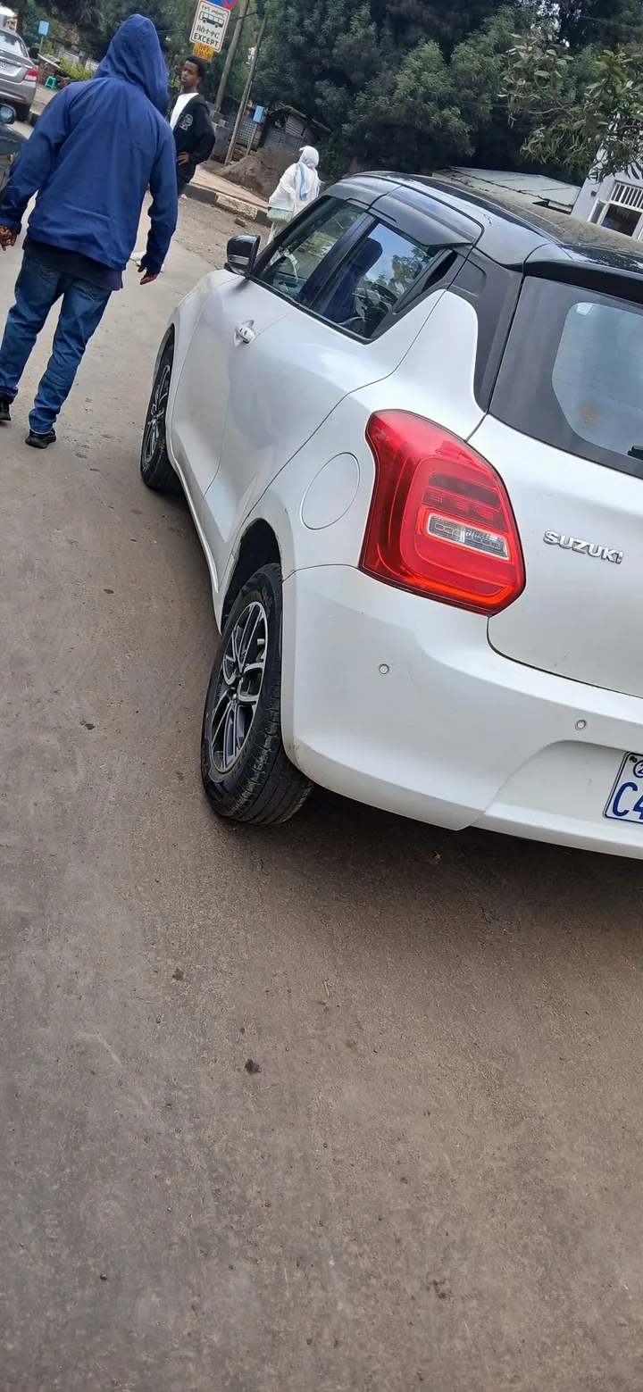 Suzuki Swift 2023 – photo 4