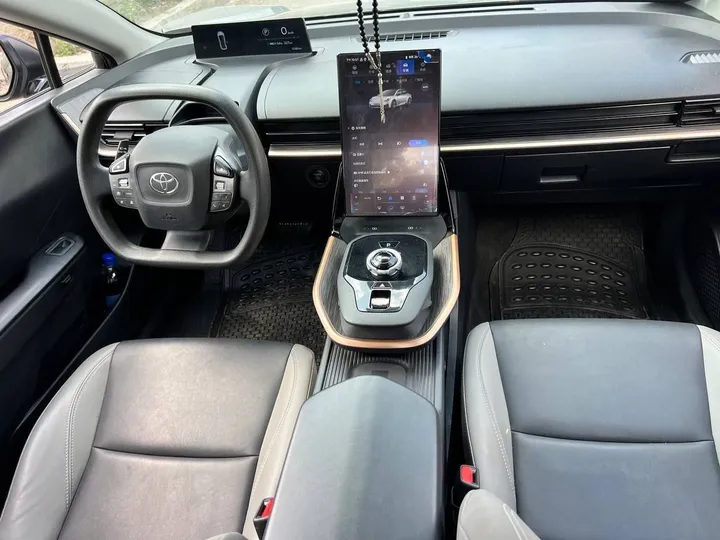 Toyota BZ3 EV 2023 Gray – photo 6