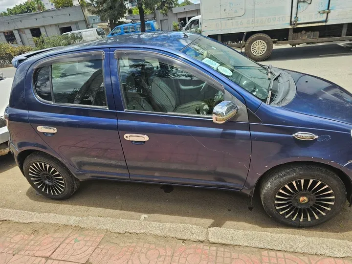 Toyota Vitz 2002 Automatic – photo 5