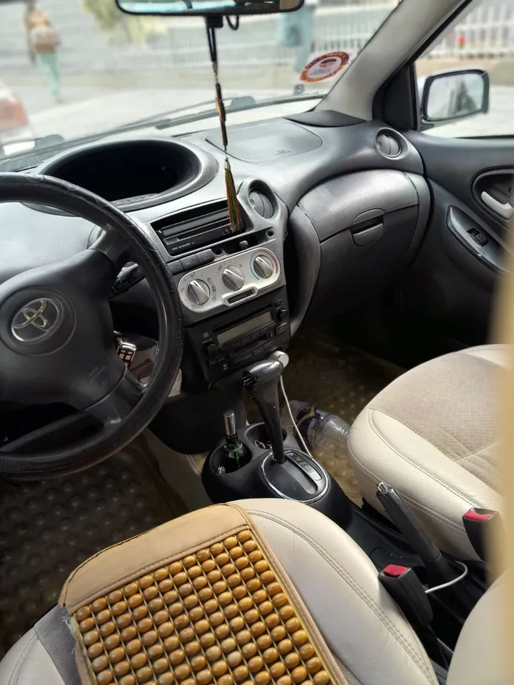 Toyota Vitz 2004 Automatic – photo 5