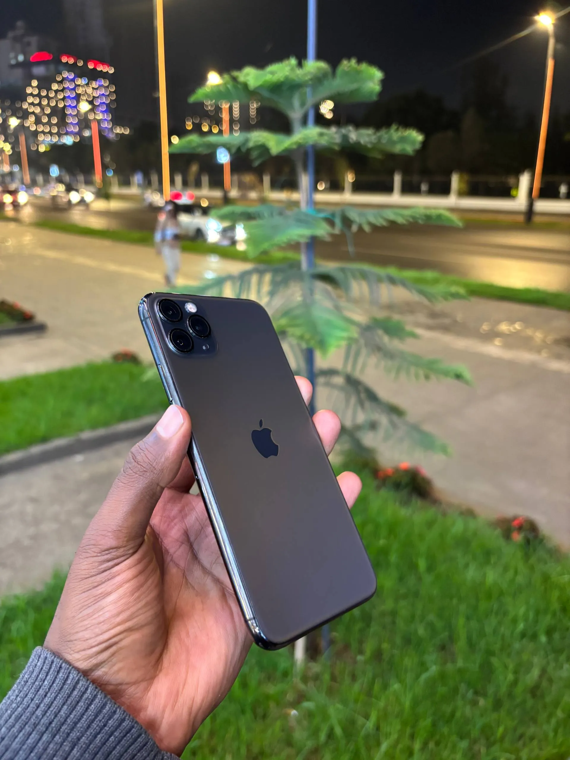iPhone 11 Pro Max – photo 3