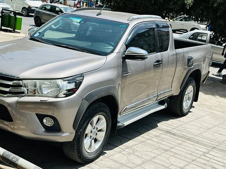 Toyota Hilux Revo Extra Cab 2020 – photo 9