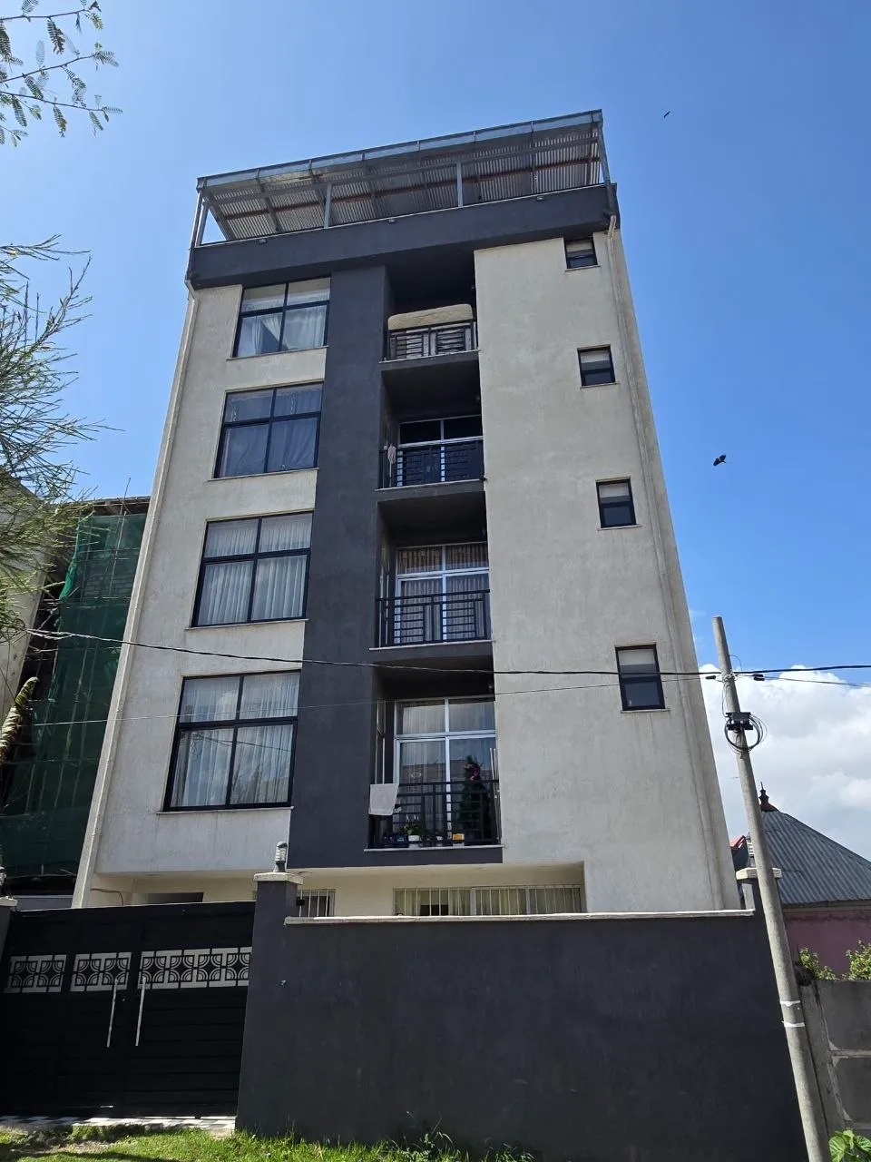 Full Apartment Building in Summit – photo 3
