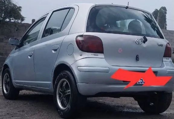 Toyota Vitz Yaris 2003 Manual – photo 3
