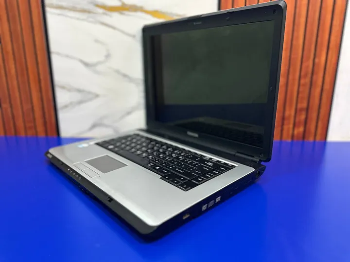 Toshiba Laptop 15.4 Inch 4GB RAM – photo 3