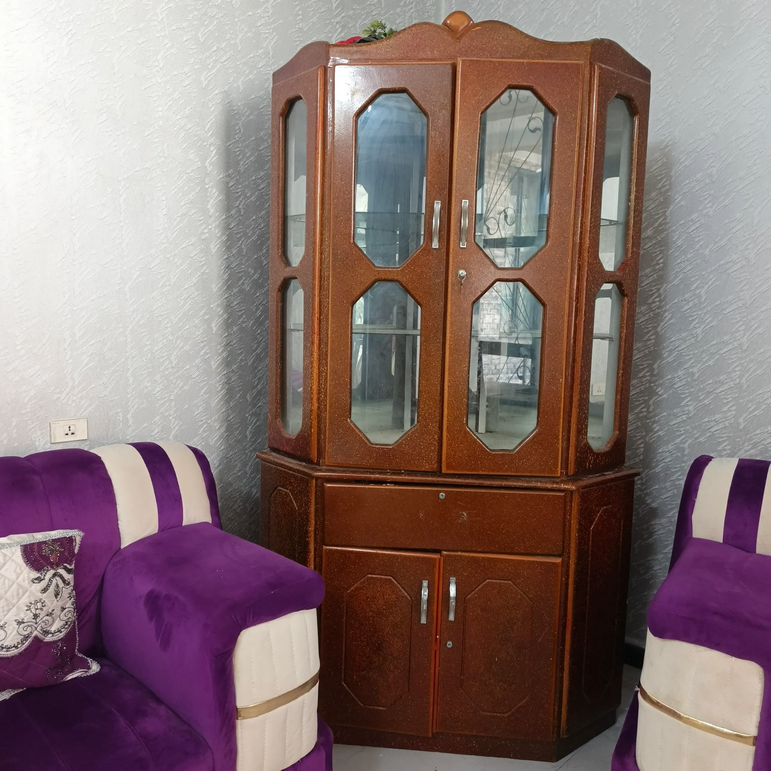 L-Shaped Sofa and Glass Buffet – photo 3