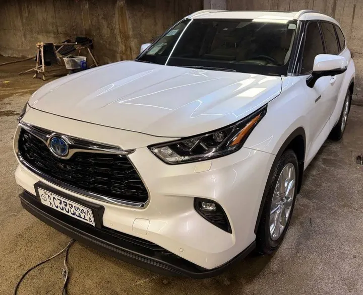 Toyota Highlander Limited 2024 Hybrid – photo 4