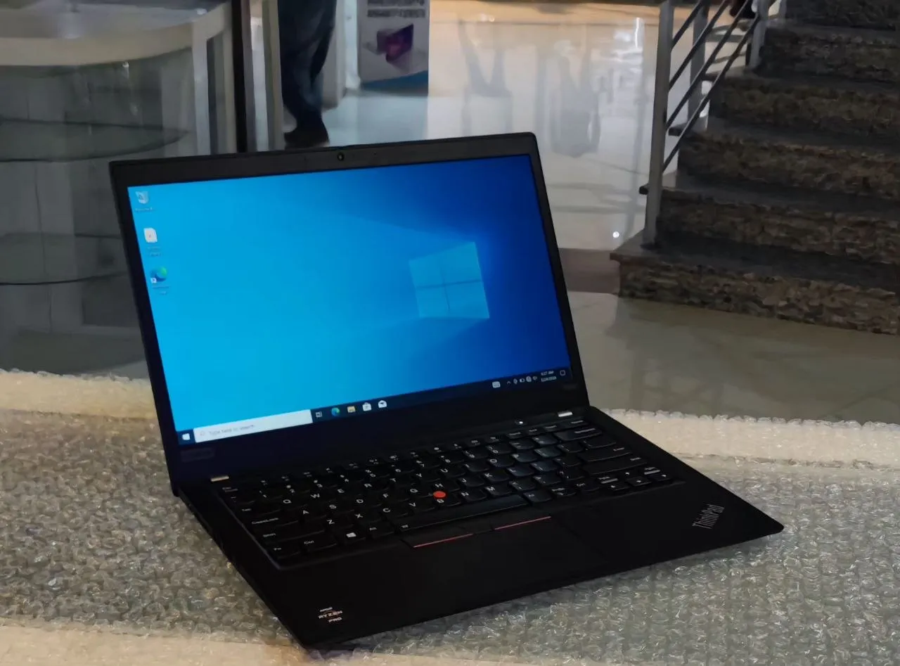 Lenovo ThinkPad T495s Ryzen 7 Laptop – photo 4