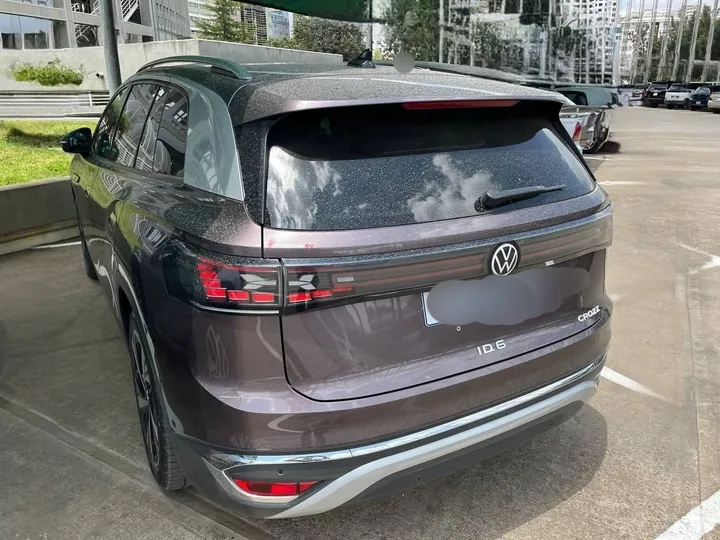 Volkswagen ID.6 Crozz Pro 2022 – photo 5