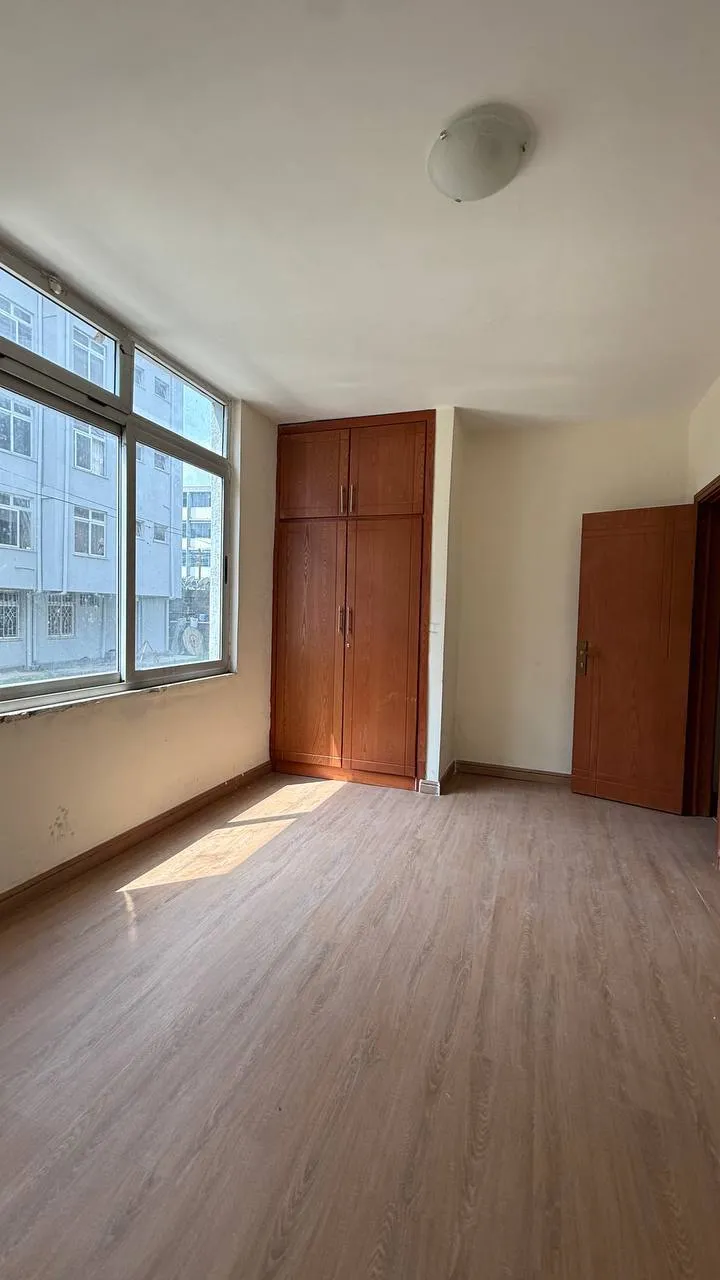 4 Bedroom Ground Floor Apartment Ayat – photo 4