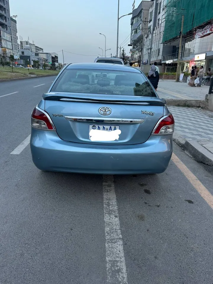 Toyota Yaris Sedan 2008 – photo 8