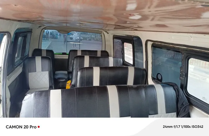 Toyota Abadula 2007 Diesel Van – photo 4