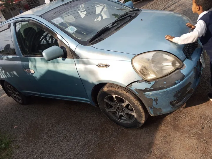 Toyota Vitz 2002 – photo 5