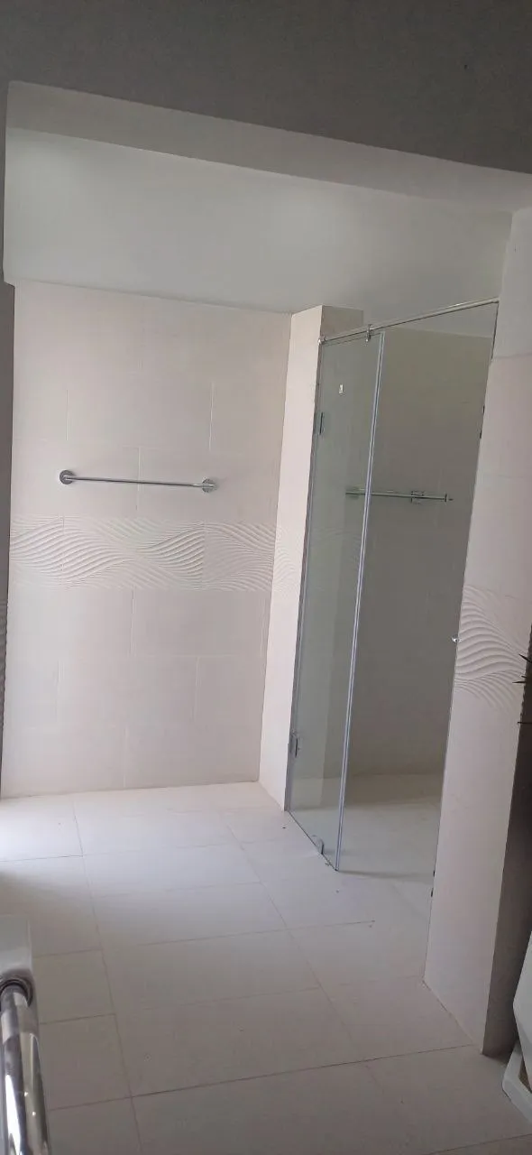 300 Sqm House for Sale in Ayat – photo 4
