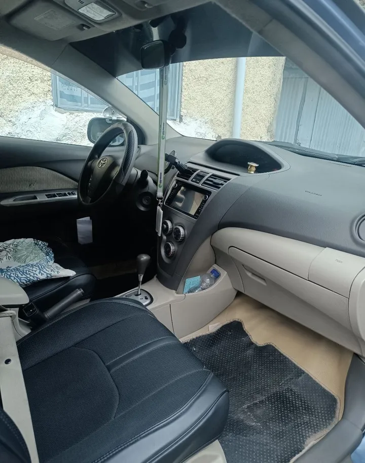 Toyota Yaris Belta 2010 – photo 4