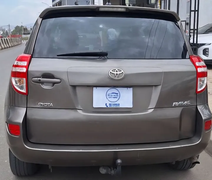 Toyota Rav4 2012 4WD Automatic – photo 4