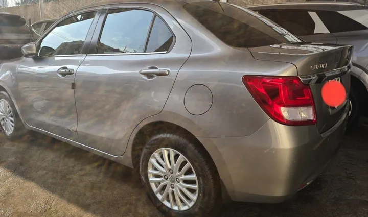Suzuki Dzire 2022 Automatic – photo 9