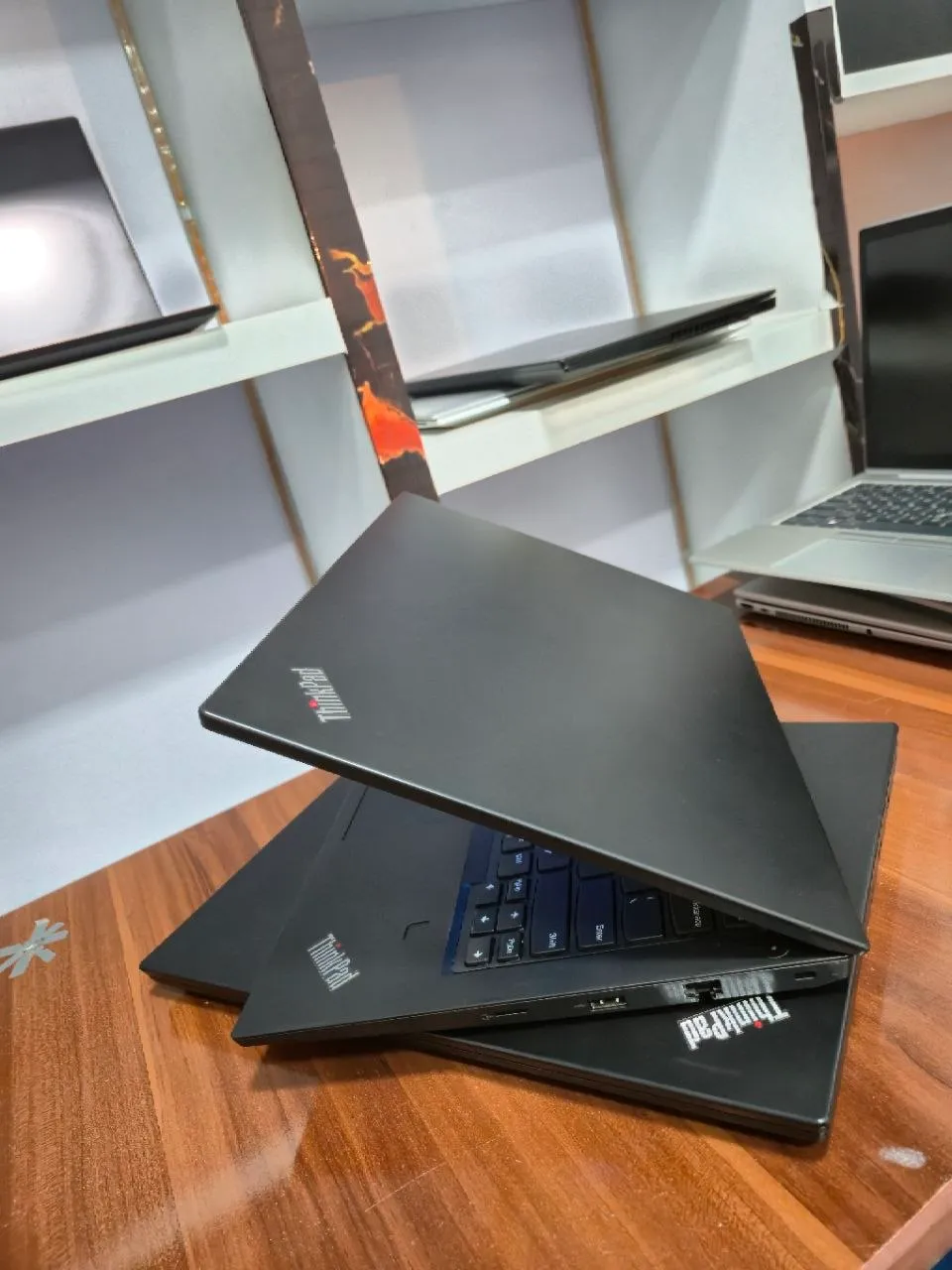 Lenovo ThinkPad E480 Core i5 Laptop – photo 5