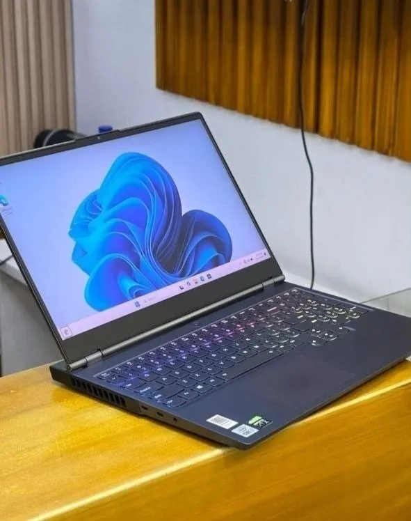 Lenovo Legion 7 i7 RTX 2070 – photo 3