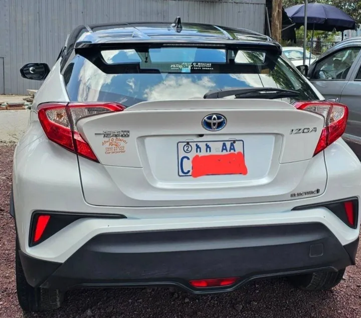 Toyota C-HR Izoa 2022 – photo 5