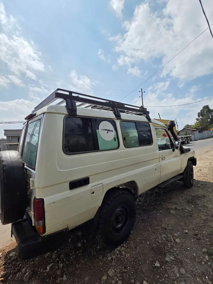 Toyota Land Cruiser 1HZ Long Base – photo 6