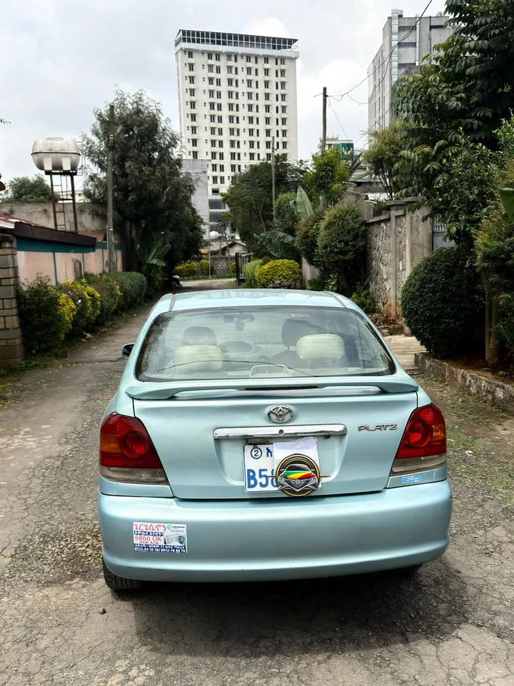 Toyota Platz 1.0L Automatic 2005 – photo 3