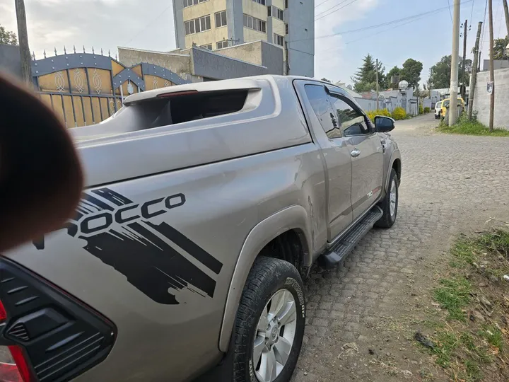 Toyota Hilux Revo 2018 – photo 4