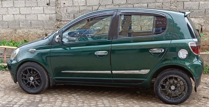 Toyota Vitz 1999 Model – photo 5