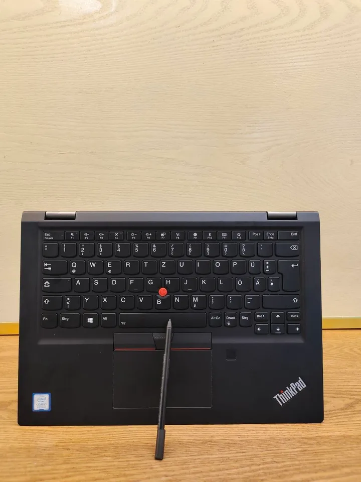 Lenovo ThinkPad Yoga X390 Laptop – photo 7