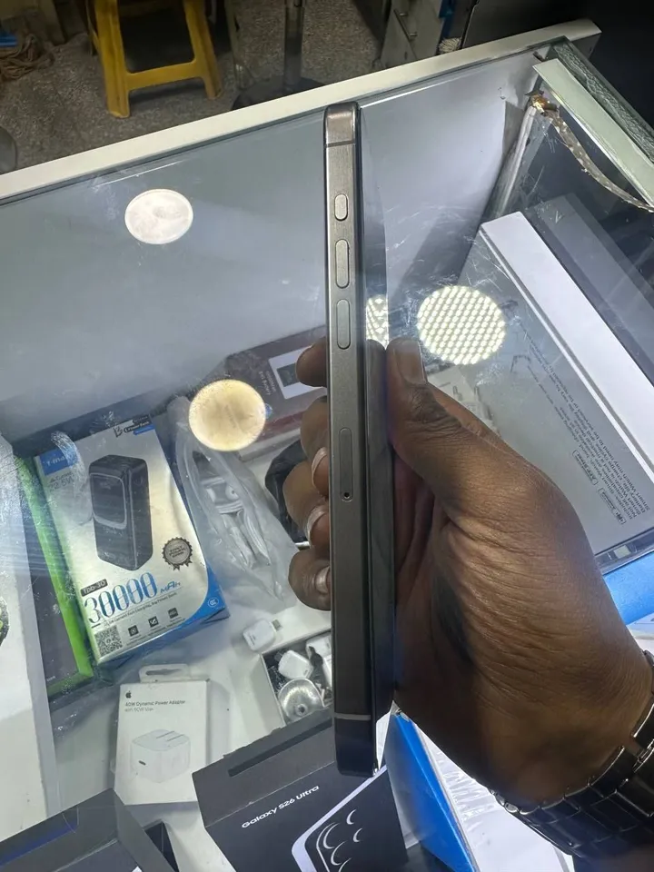 Apple iPhone 15 Pro Max 256GB – photo 5