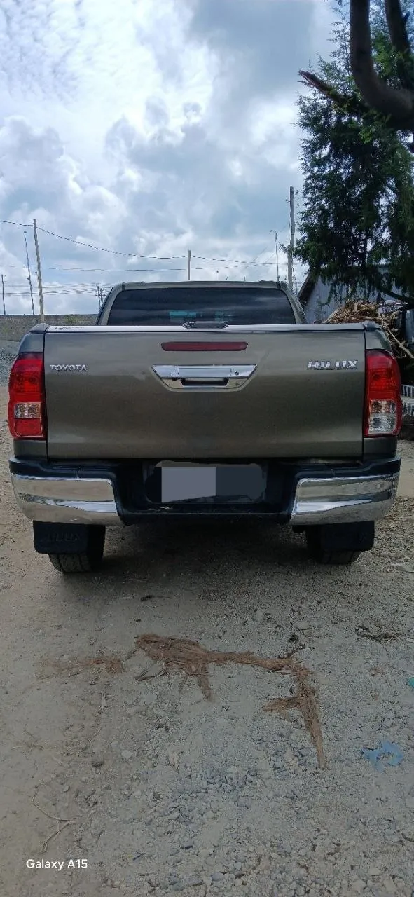 Toyota Hilux 2021 Pickup 45000km – photo 3