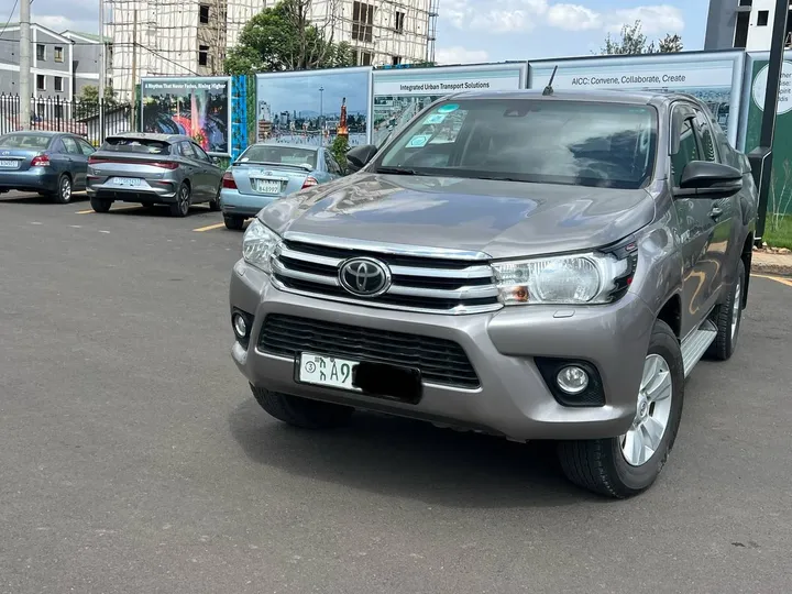 Toyota Hilux Revo King Cab 2019 – photo 8
